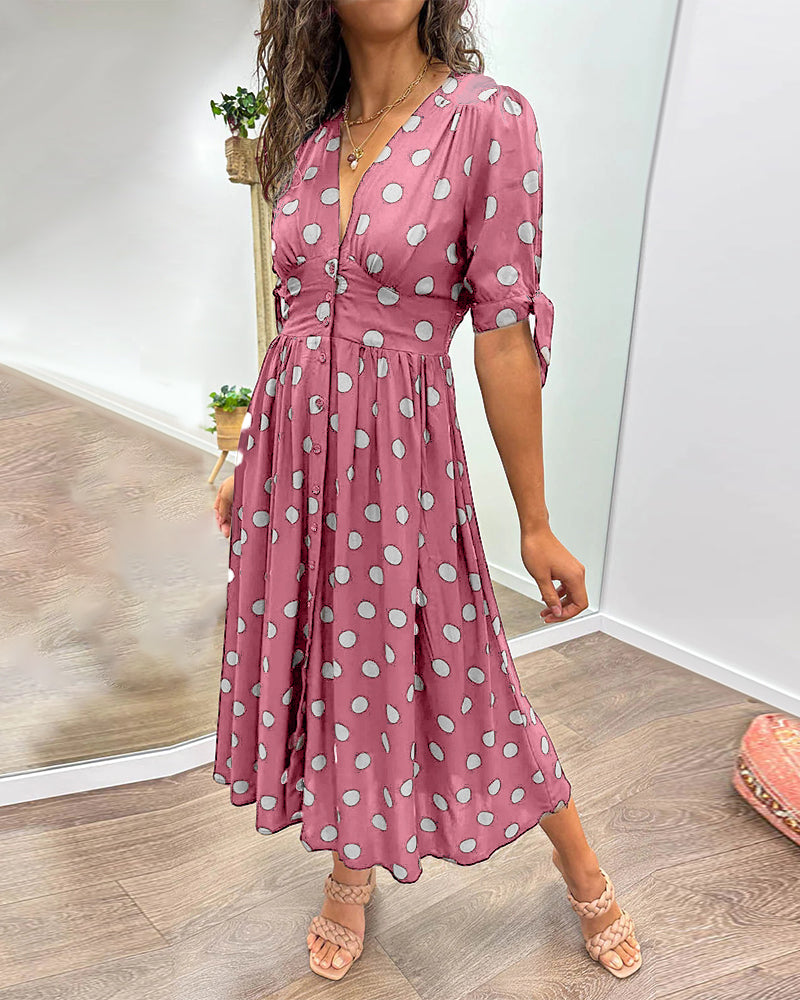 robe à pois en tissu doux, coupe évasée pour un confort élégant