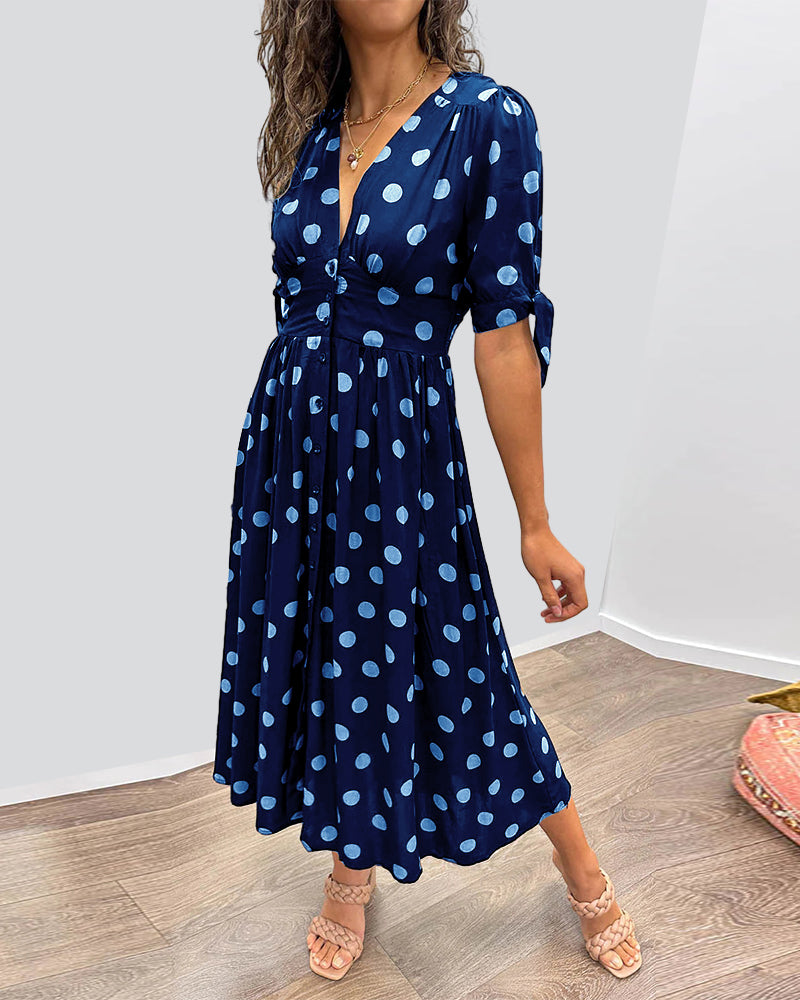 robe à pois en tissu doux, coupe évasée pour un confort élégant