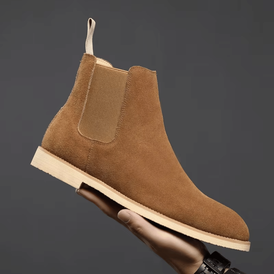 bottes chelsea en daim, élégance intemporelle et confort assuré