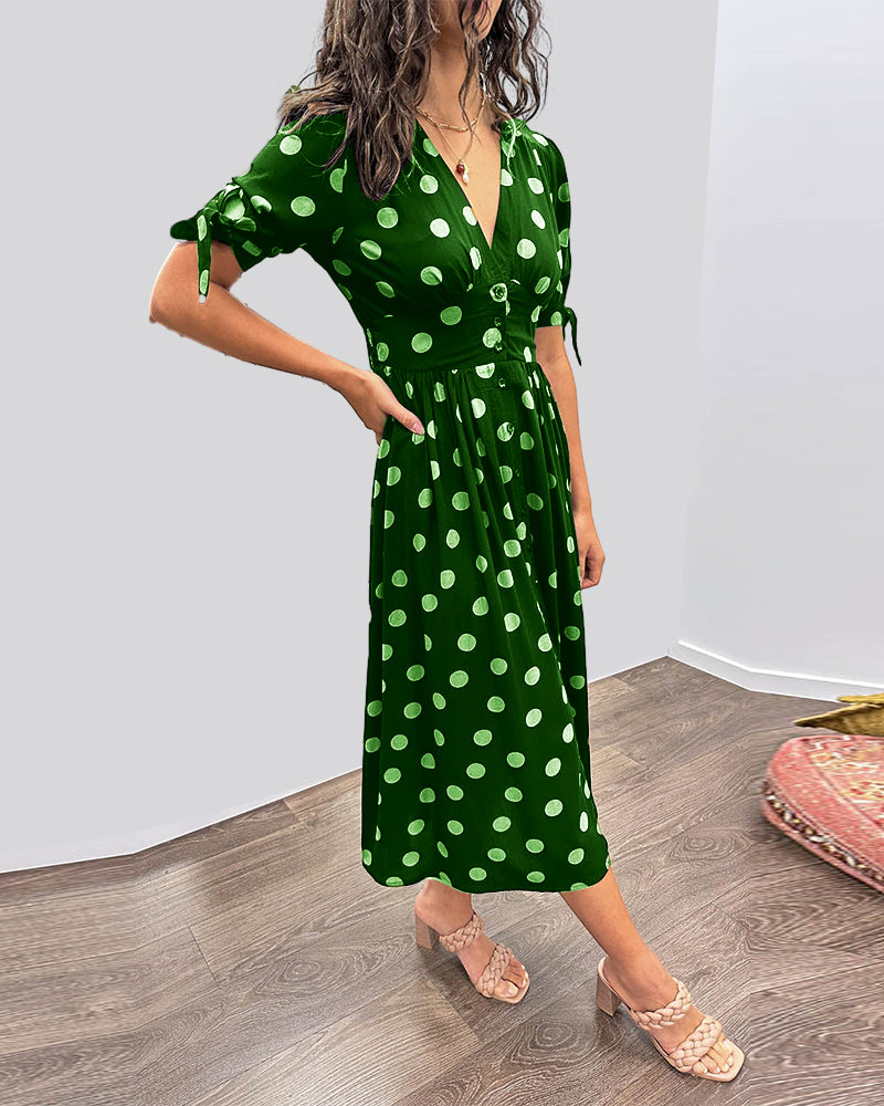 robe à pois en tissu doux, coupe évasée pour un confort élégant