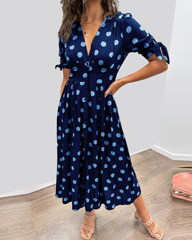 robe à pois en tissu doux, coupe évasée pour un confort élégant