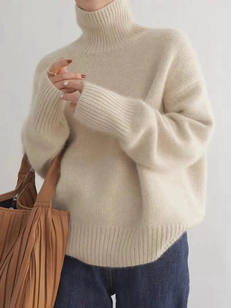 Pull en cachemire col montant, confort et élégance pour l'automne