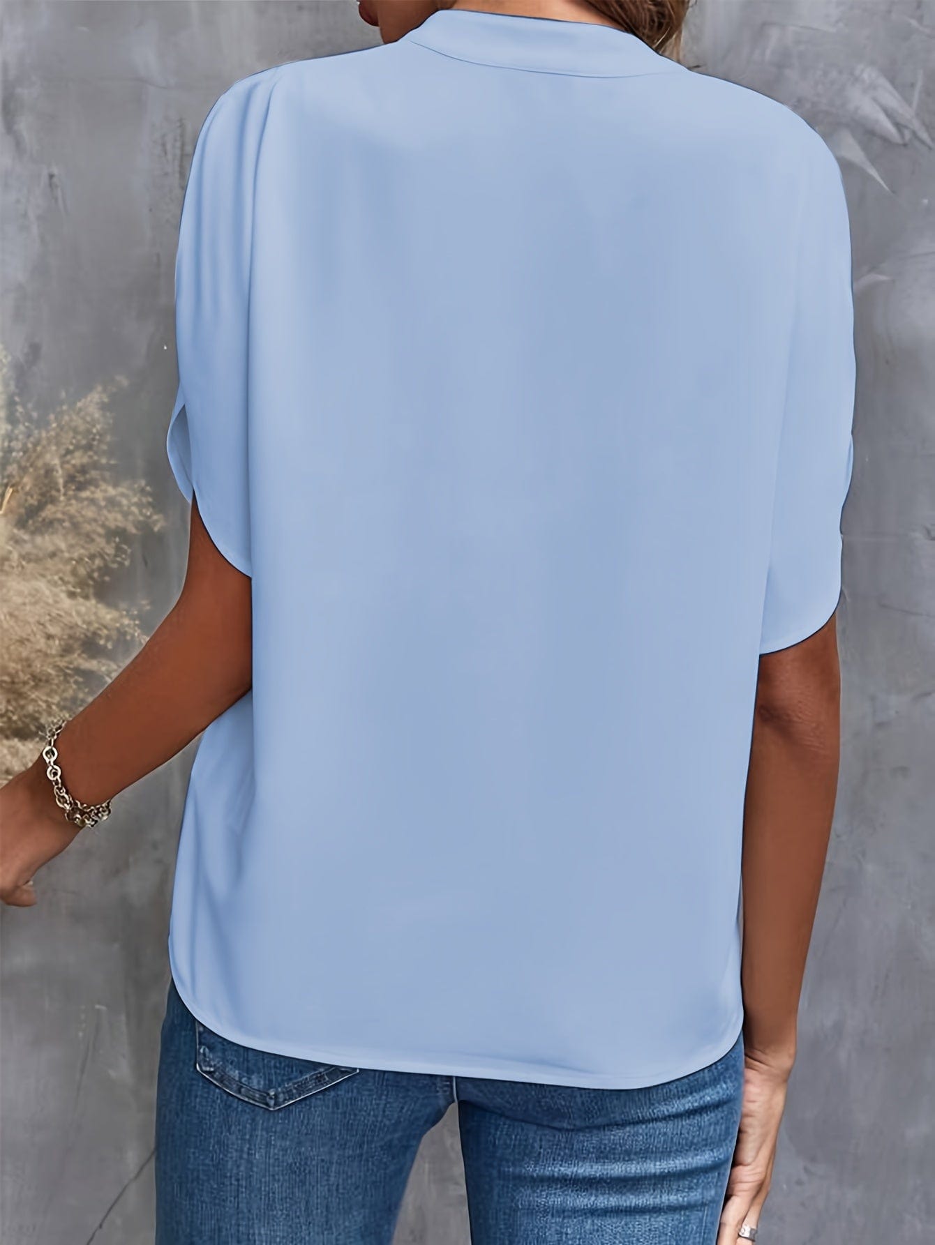 blouse en tissu doux avec drapé confortable pour un automne élégant