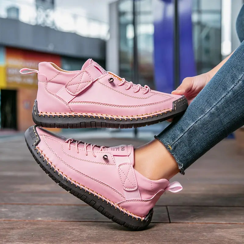 chaussures de marche en cuir souple pour un confort durable