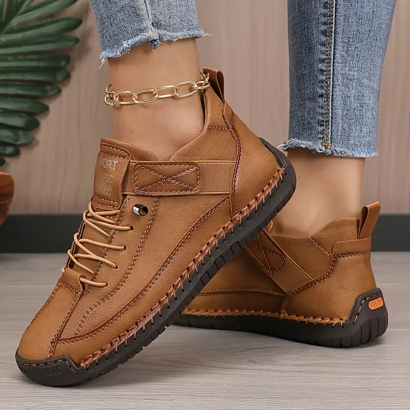 chaussures de marche en cuir souple pour un confort durable