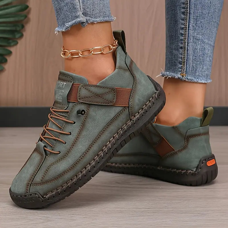 chaussures de marche en cuir souple pour un confort durable
