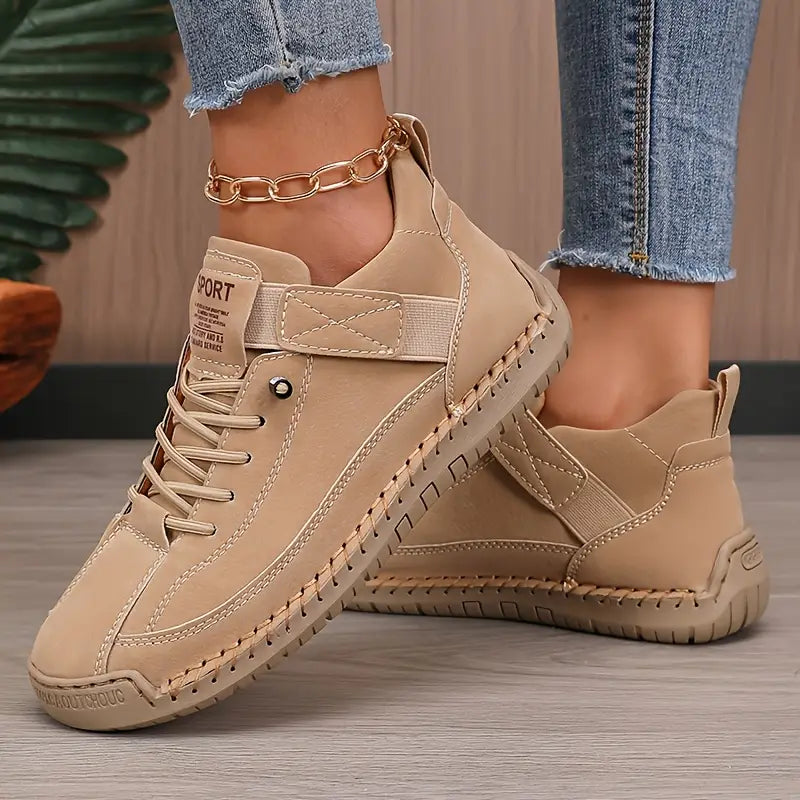 chaussures de marche en cuir souple pour un confort durable