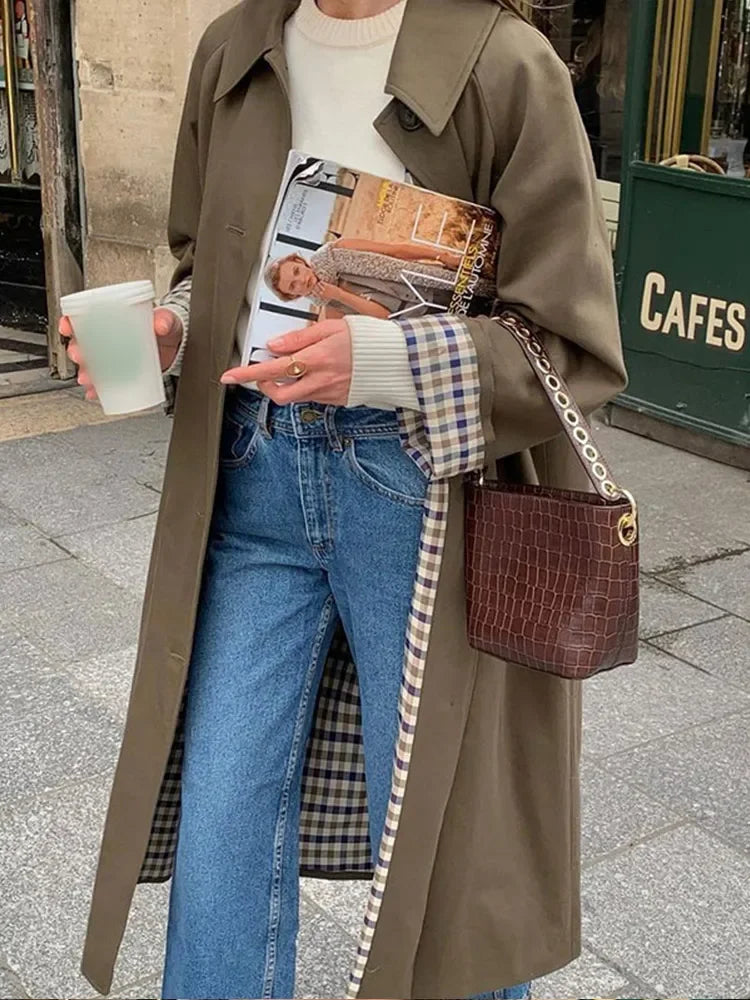 Trenchcoat en laine, élégant et confortable pour l'automne-hiver