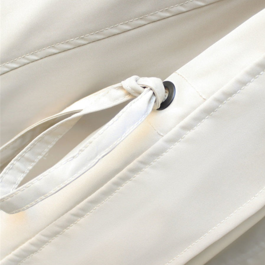 trench coat élégant en tissu imperméable pour un confort intemporel