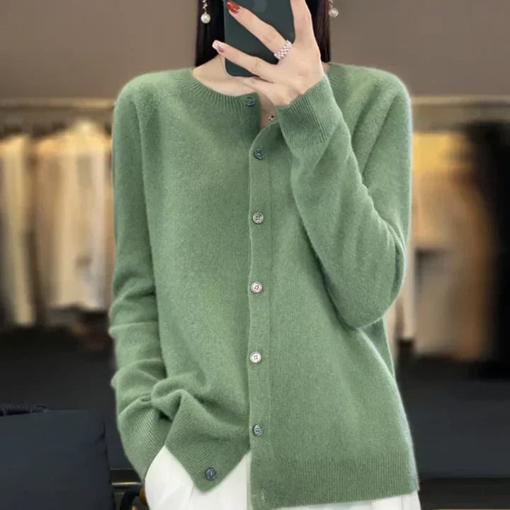 Cardigan en laine douce pour un confort élégant en automne