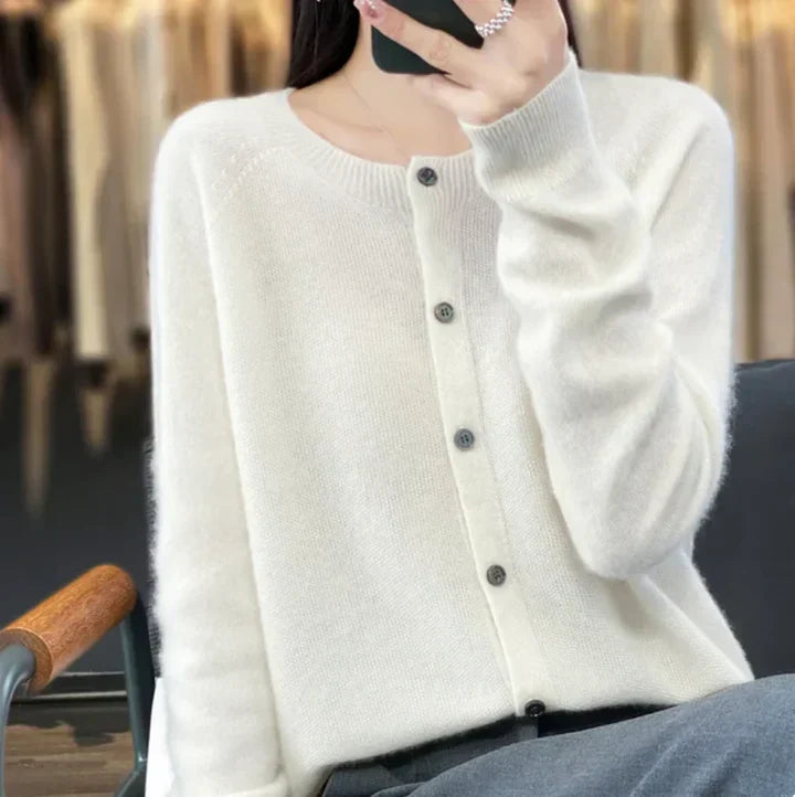 Cardigan en laine douce pour un confort élégant en automne