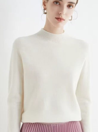 pull en laine doux avec col haut pour un confort automnal