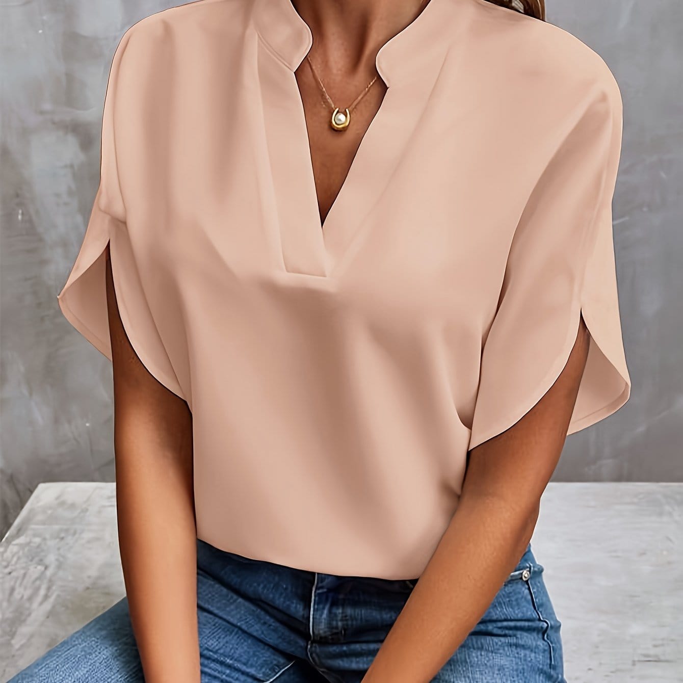 blouse en tissu doux avec drapé confortable pour un automne élégant