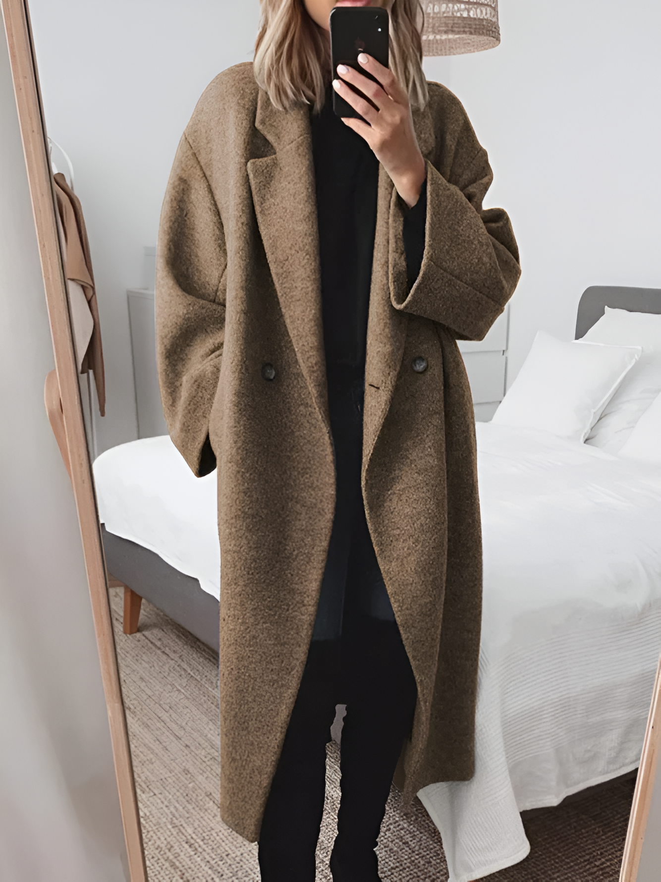veste en tissu luxueux, coupe élégante et confortable pour toutes saisons