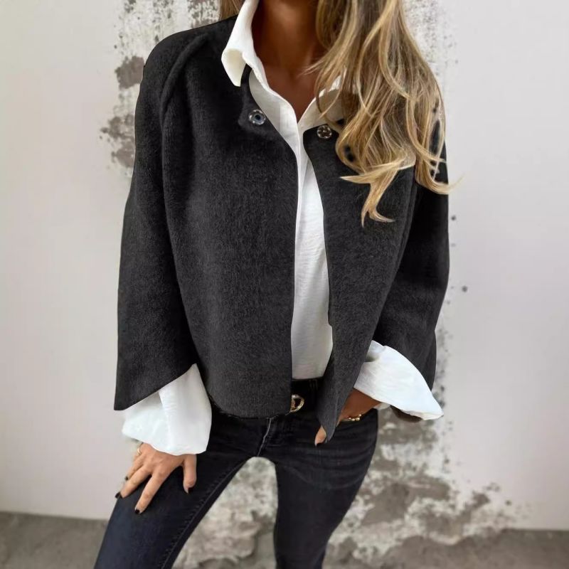 Veste courte en tissu de qualité avec manches évasées pour le confort