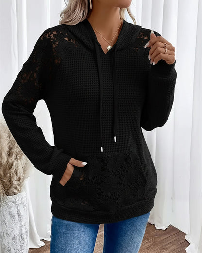 Hoodie en dentelle doux, décolleté en V pour un confort élégant