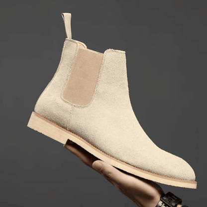 bottes chelsea en daim, élégance intemporelle et confort assuré