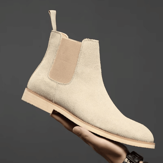 bottes chelsea en daim, élégance intemporelle et confort assuré
