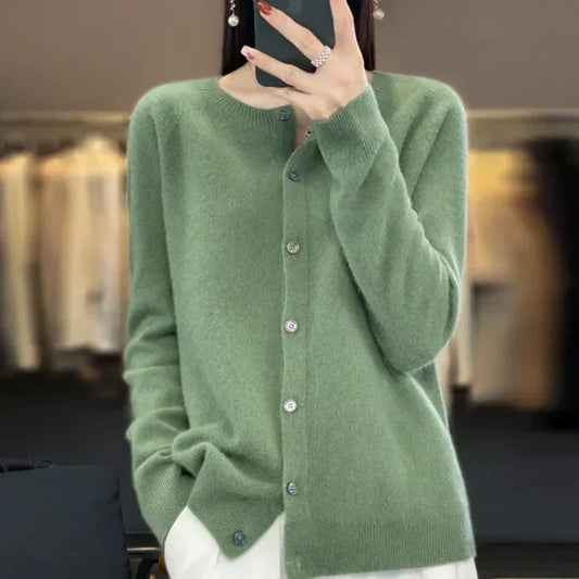 Cardigan en laine douce pour un confort élégant en automne
