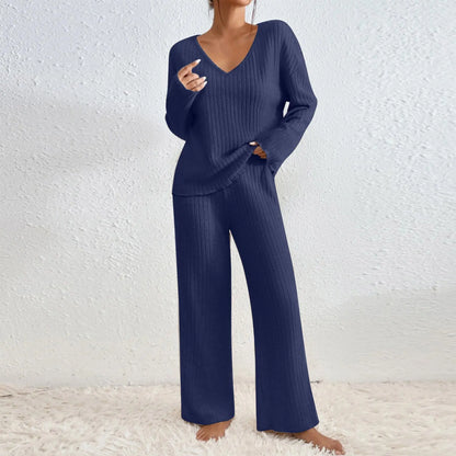 ensemble deux pièces en tissu confortable avec pantalon droit et top col en V