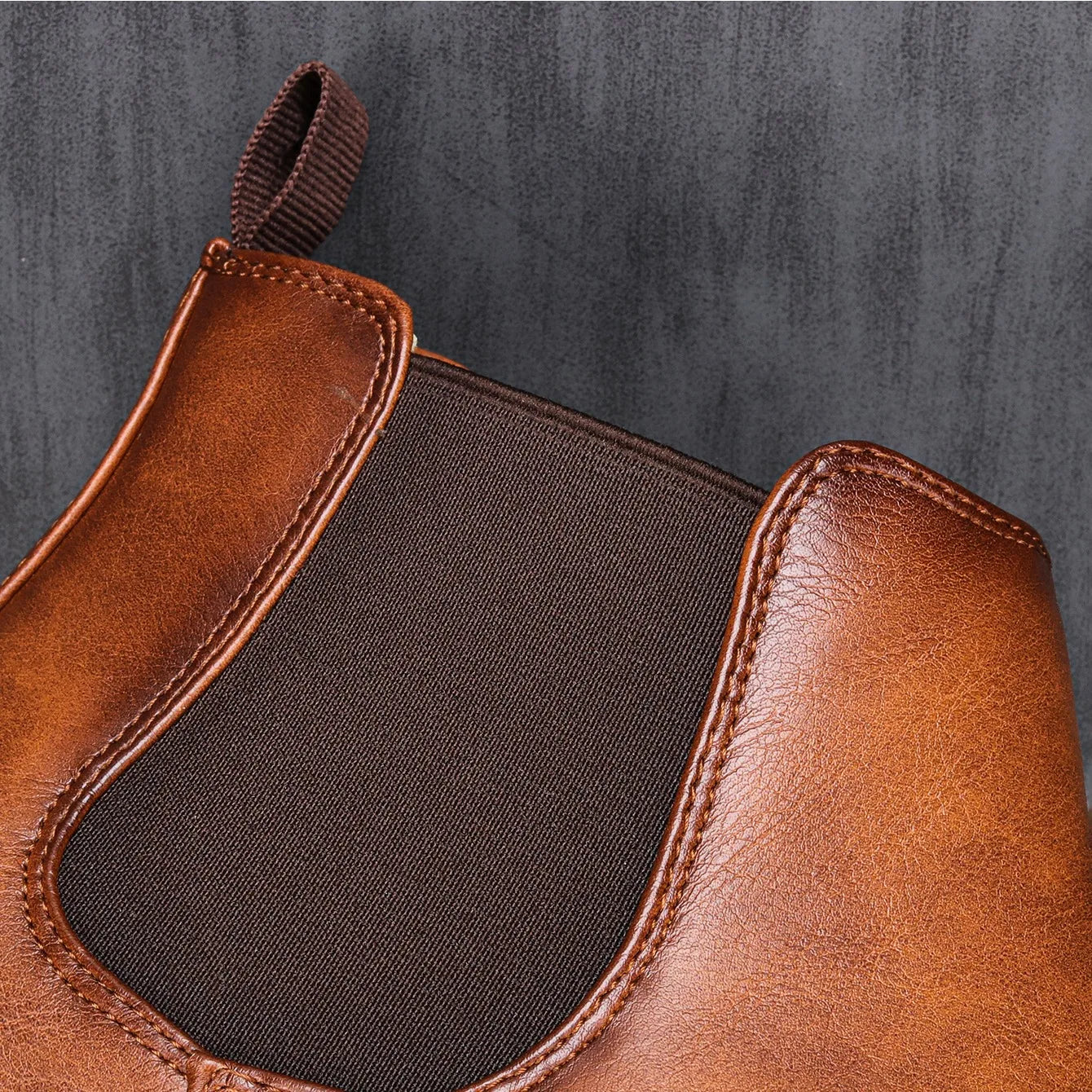 bottes chelsea en cuir, élégance intemporelle pour l'automne-hiver