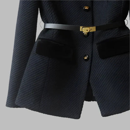 blazer élégant en tissu doux au design enveloppant pour un confort raffiné