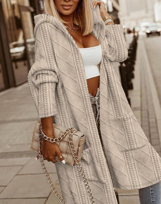 cardigan long à capuche en laine pour un confort élégant en automne