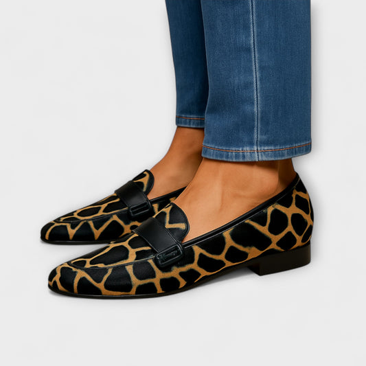 mocassins en cuir léopard, confort et élégance pour l'automne